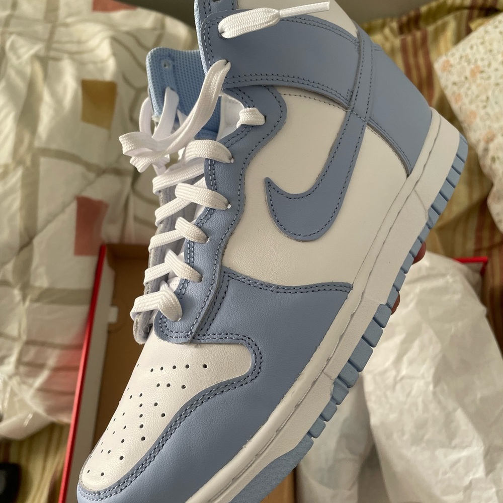 Dunks - Picture 4 of 7